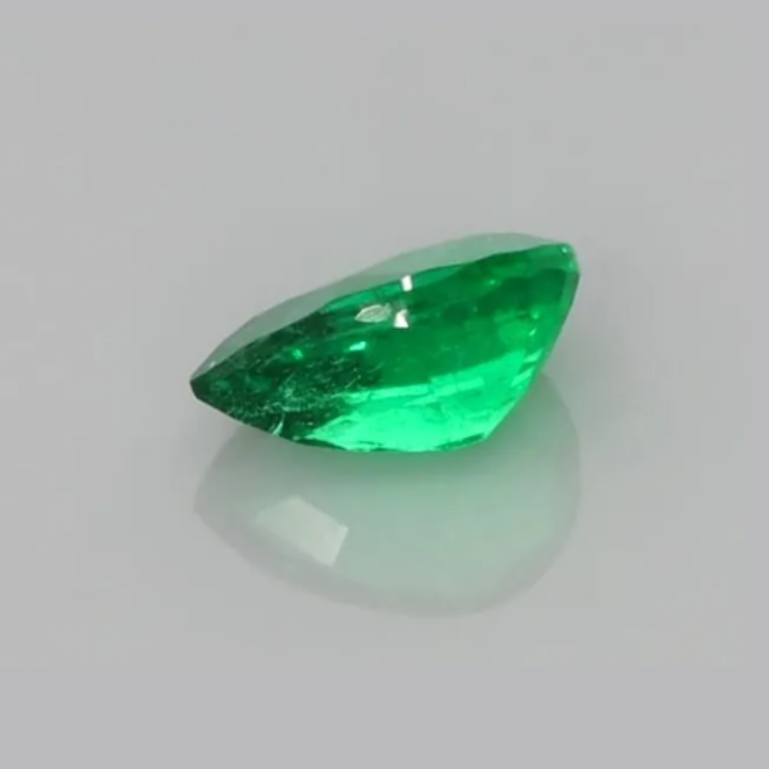 0.63ct Pear Natural Emerald (Colored Gemstones)