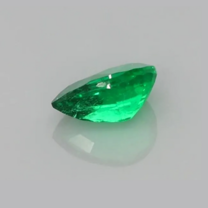 0.63ct Pear Natural Emerald (Colored Gemstones)